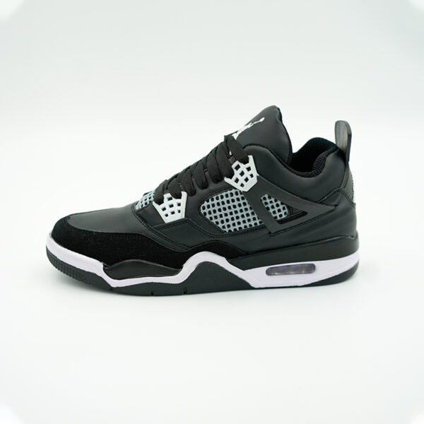 JORDAN 4 - Image 2